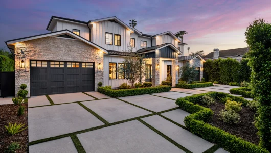 elegant-home-exterior-with-manicured-lawn-at-dusk-2026-09-23-12-36-48-utc
